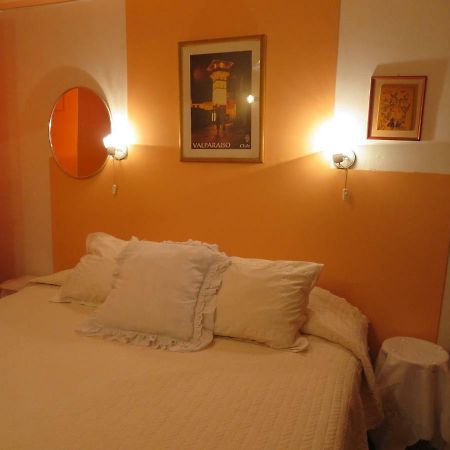Marilu 'S Bed And Breakfast Hostel Сантяго Екстериор снимка